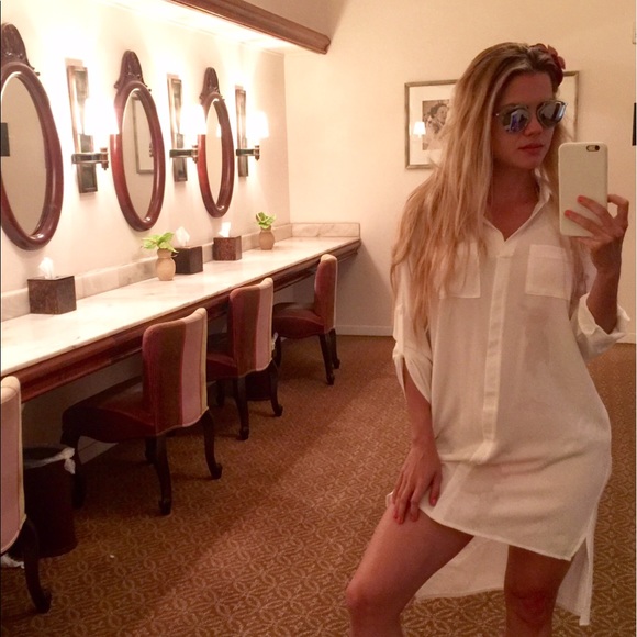 Long white shirt. Blouse. - Picture 3 of 4